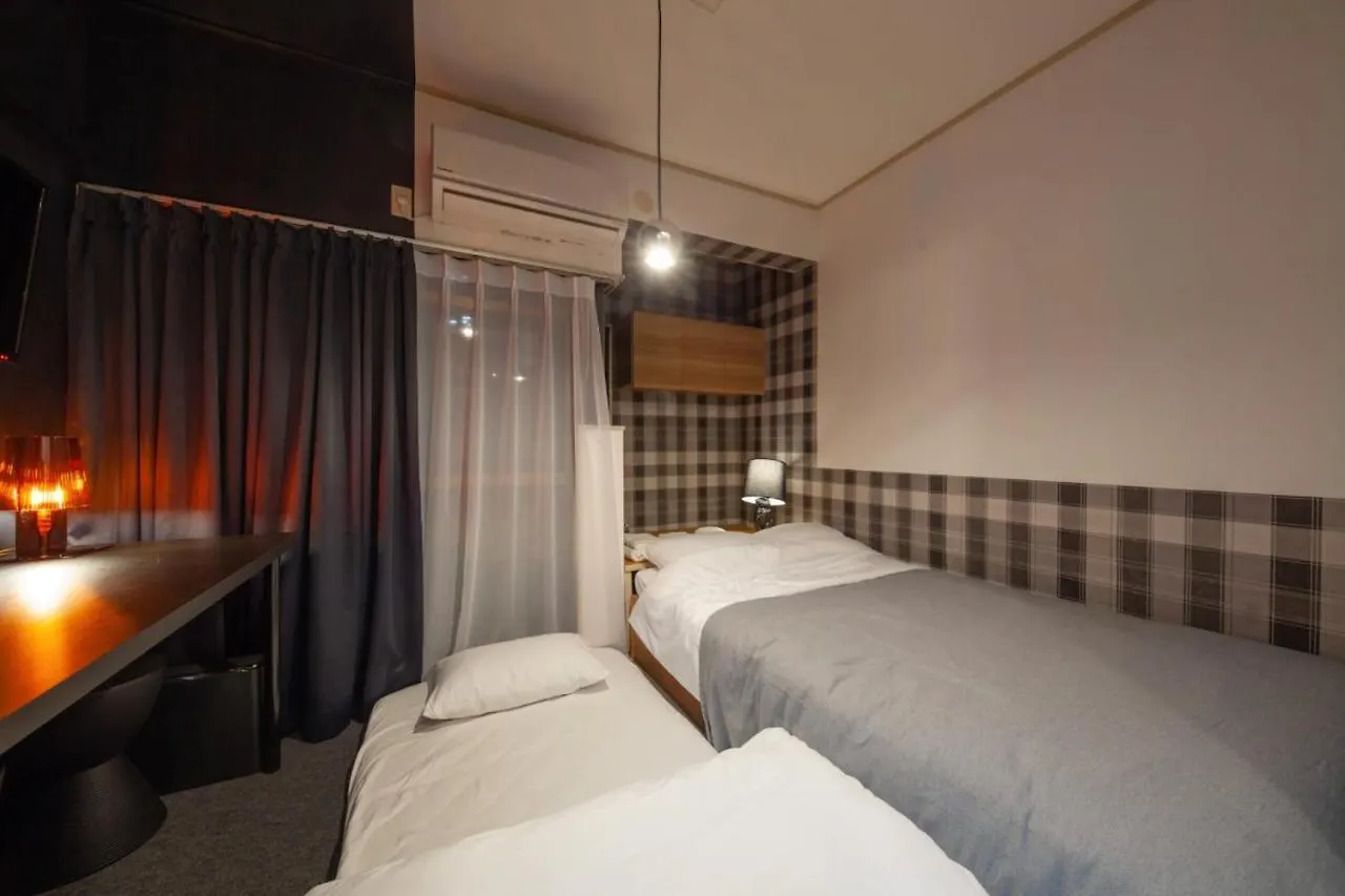 Sunpalace Nishi-Shinjuku Tokyo Apartment
