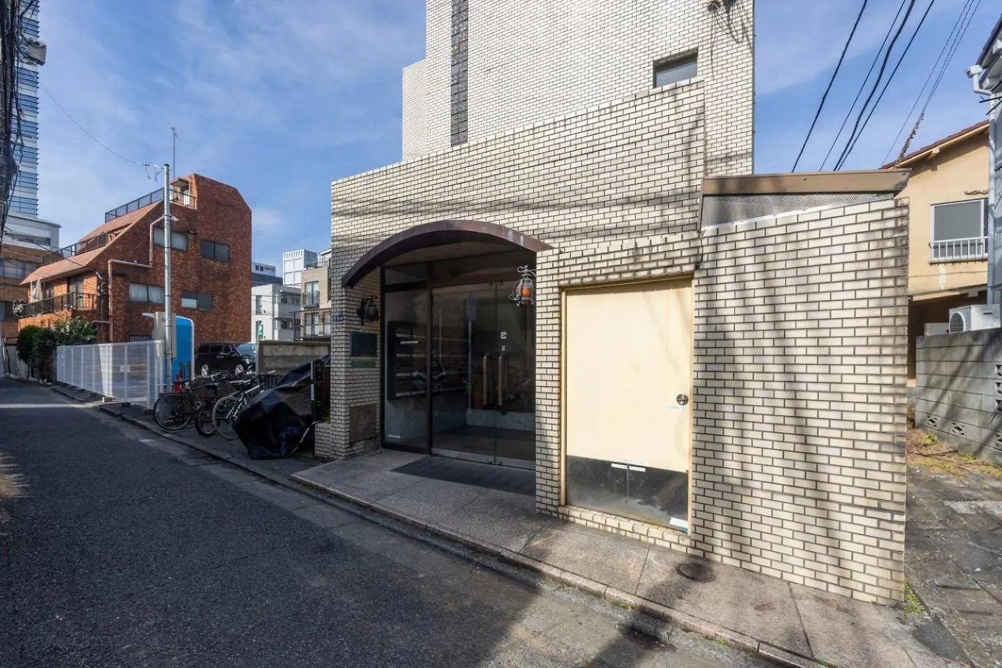 Sunpalace Nishi-Shinjuku Tokyo